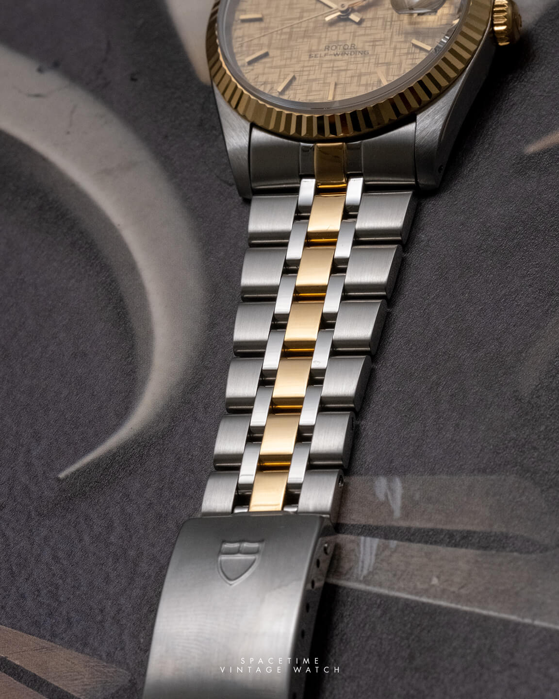 ref 76213 (3)